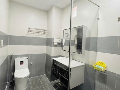 Nhà ngay trường chinh bảy hiền tân bình - hxh thông ga metro - ngang 5.6m nở hậu 4