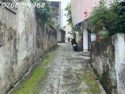 chỉ hơn 1 tỉ sở hữu ngay ô đất gần 100m tại sở điện 4, trung tâm tp. việt trì . lh 0
