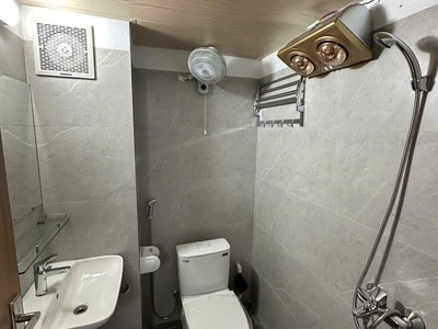 Cho thuê căn hộ nội thất đầy đủ mới 100 - giá tốt tại nguyễn văn cừ - bồ đề hà nội 2