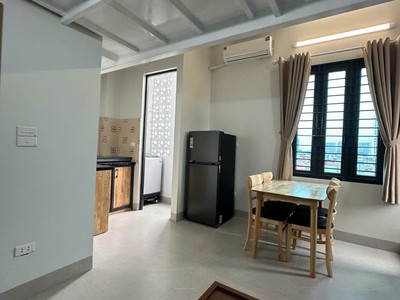 Cho thuê căn hộ nội thất đầy đủ mới 100 - giá tốt tại nguyễn văn cừ - bồ đề hà nội 3