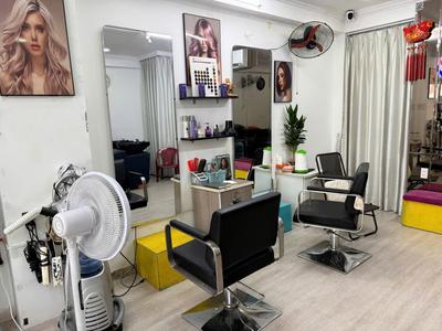 Sang nhượng salon tóc đang hoạt động   trung tâm quận tân phú 1