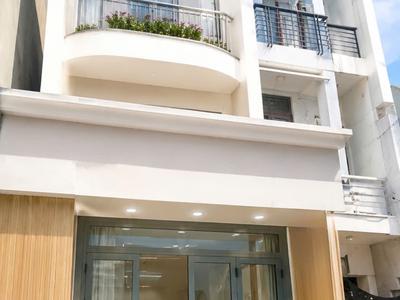 Tọa lạc ngã 4 âu cơ quận 11 - hxh cách 3 căn mặt tiền - ngang 4.3m - 4 tầng mới đẹp - 47m 0