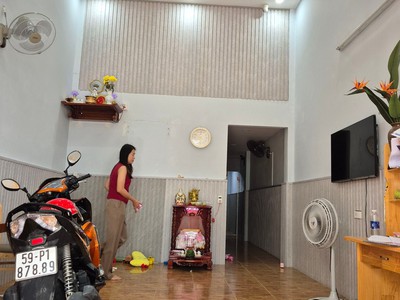 Bán nhà riêng tại 14 đô đốc chân, 5,6 tỷ, 70m2, bán gấp 0