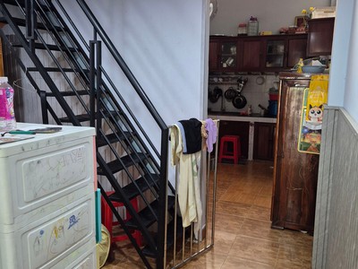 Bán nhà riêng tại 14 đô đốc chân, 5,6 tỷ, 70m2, bán gấp 2