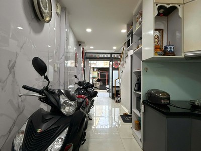 Trần Văn Quang Tân Bình hẻm 4m 32m2 4 tầng đúc 3pn 3wc sân thượng giá 5.4 tỷ 2