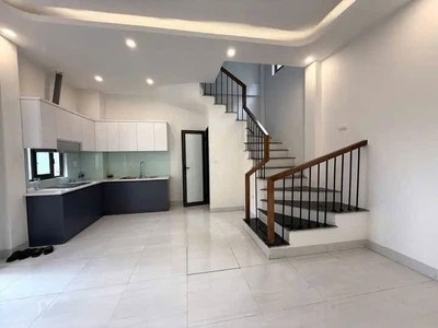 cho thuê nhà nguyên căn tại ô cách 30m x 5 tầng 3pn 0