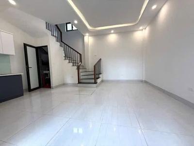 cho thuê nhà nguyên căn tại ô cách 30m x 5 tầng 3pn 1