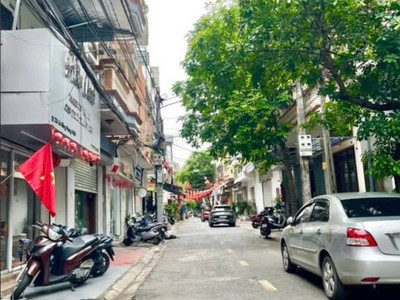 Bán đất mặt phố Lê Hồng Phong, ph Nguyễn Trãi, TP HD, 61.1m2, mt 4m, nở hậu, trung tâm TP, 3.x tỷ 0