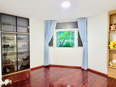 Chính chủ căn góc 83m2 Hoàng Kim Thế Gia, sổ hồng sẵn, nhà mới, full nội thất 4