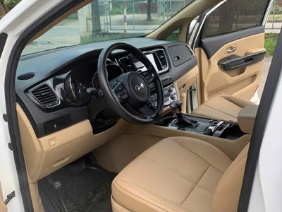 Bán xe Kia Sedona 7 chỗ - Xe cao cấp, rộng rãi, giá rẻ 2