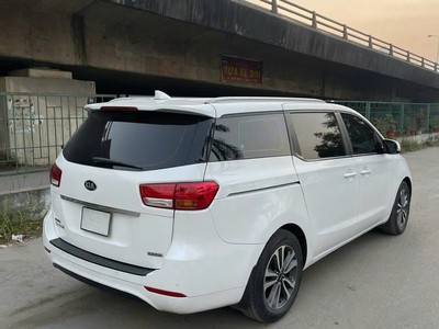Bán xe Kia Sedona 7 chỗ - Xe cao cấp, rộng rãi, giá rẻ 6