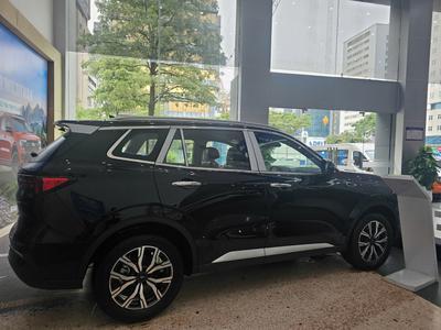 Khi Đẳng Cấp Lên Tiếng: Ford Territory Màu Đen - Sự Lựa Chọn Của Bản Lĩnh 2