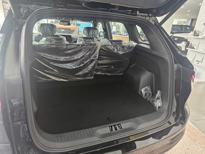 Khi Đẳng Cấp Lên Tiếng: Ford Territory Màu Đen - Sự Lựa Chọn Của Bản Lĩnh 9