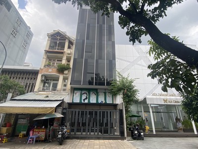 Cho thuê nhà mặt tiền đường Ngô Thời Nhiệm, Phường Xuân Hòa, Quận 3, DTSD: 700m2, Giá 120tr/th 1