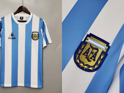 Các mẫu áo đấu đội tuyển Argentina qua các mùa 3