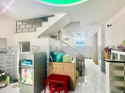 Sát k ô tô nguyễn hoàng, 41m2, 4 tầng đúc, 4pn khép kín, sân thượng trước-sau,3.x tỷ 0