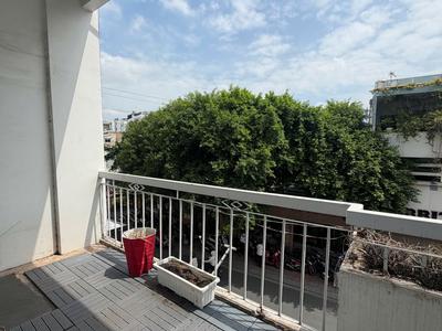 Bán nhà mặt tiền huỳnh văn bánh - ngang khủng 9.38 x dài 13.74 - đã có gpxd 1 hầm 7 tầng 4