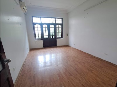 Cho thuê nhà mặt ngõ 2 Hoàng Sâm - 50M x 5 Tầng có điều hòa, bếp, đường ôtô tránh nhau 3