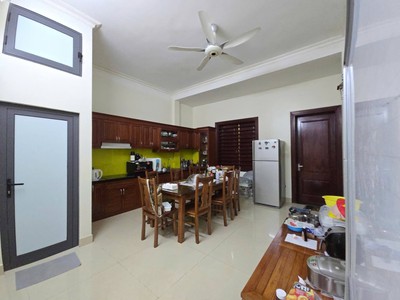 Bán nhà phố bà triệu, 100m, 6 tầng, mặt tiền 4.4m, 61.5 tỉ, đường ô tô tránh, kinh doanh đỉnh 1