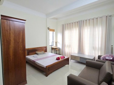 Bán nhà phố bà triệu, 100m, 6 tầng, mặt tiền 4.4m, 61.5 tỉ, đường ô tô tránh, kinh doanh đỉnh 2