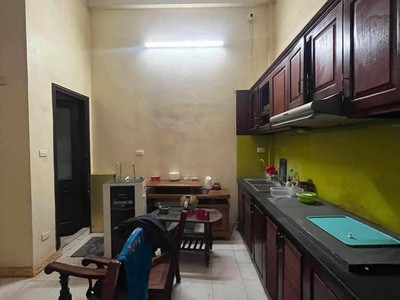 cho thuê nhà nguyên căn ngọc lâm giá thuê chỉ: 6,5 triệu/tháng 2
