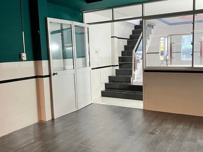 Nhà btct mặt tiền hẻm thông tô ký 7 tỷ giảm mạnh còn 5 tỷ 5 1