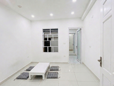 Cho thuê căn hộ tập thể tầng 2 - Đại học Thủy Lợi 1
