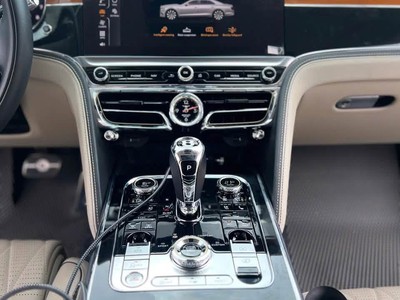 Bán Bentley Flying First Edition sản xuất 2021, mới lăn bánh 9000 Km. 6