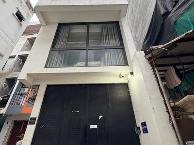 Apartment Trịnh Công Sơn Lô Góc 8 Tầng -Ô TÔ Đỗ Cửa -27.5 Tỷ Cách phố 20m 8 TẦNG LÔ GÓC 3 BƯỚC RA 0