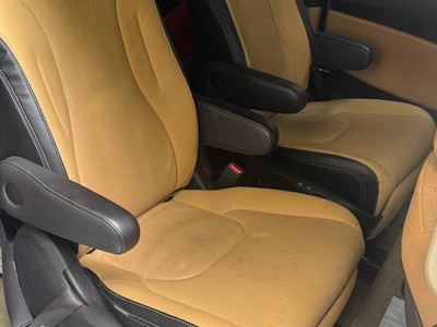 KIA Carnival Luxury 2.2D Diesel 2022 Xe Gia Đình Rộng Rãi, Chất Lượng 3