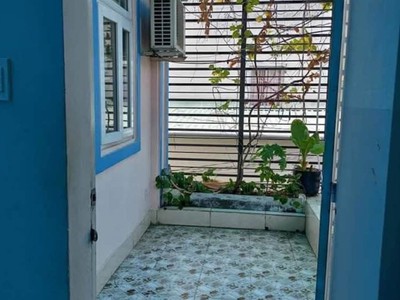 CHO THUÊ NHÀ Đường số 9, p. Linh trung - Trệt Lầu, 3pn2wc, Sẵn 3 máy lạnh Giá 10tr/tháng 2