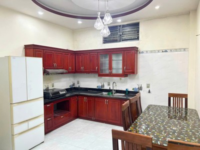 Cho thuê nhà nguyên căn 3 tầng có đồ , ô tô đỗ cửa tại Kiều Sơn ,Văn Cao 4