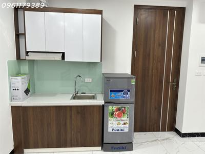 Chính chủ cho thuê căn hộ cc mini 185 chùa láng đống đa - hà nội 1