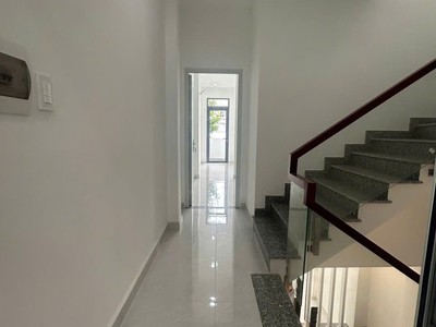 Bán nhà mặt tiền lê lai - giao đồng đen, bàu cát, dt: 3,8x17, 3 tầng - 4pn, chỉ 10,9 tỷ. 2