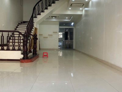 Cho thuê nhà mặt phố Bà Triệu , Liên Bảo, Vĩnh Yên, Vĩnh Phúc. Giá chỉ 15 triệu/ tháng 3