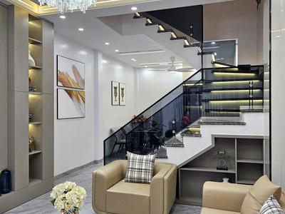 Bán nhà xây mới chợ hàng thông, hồ sen diện tích: 42m thực tế 44m x 4 tầng 2