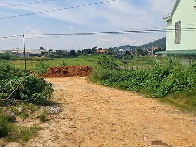 Bán đất mặt tiền 270m2 ql 27 hiệp thạnh đức trọng lâm đồng giá 3 tỷ 200 triệu 0