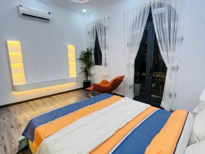 15 triệu nhà mới nguyên căn nhà bè 3
