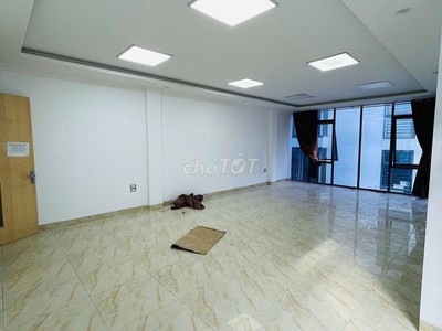 Cho thuê nhà phố Nguyễn Khang - 70M x 7 Tầng, thông sàn - Thang Máy  - Giá chỉ 45 triệu/tháng 3
