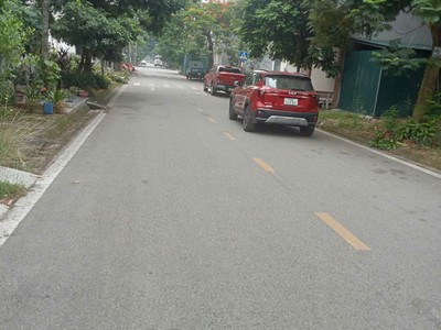  Hàng mới tinh - Khu đô thị Vạn Lộc - Đường lê văn hưu  2