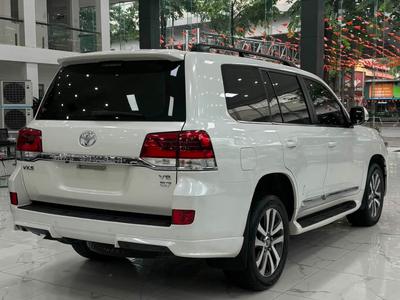 Land Cruiser 4.6 V8, sản xuất 2019 xe đẹp xuất sắc. Giá cực tốt. 5