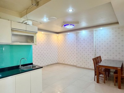 Căn hộ 75m2 Hoàng Kim Thế Gia sổ hồng sẵn, TT 950tr ở ngay 3