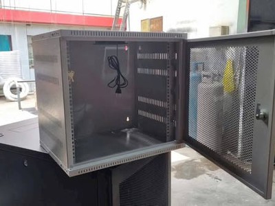 Tủ mạng treo tường HTT Rack 1