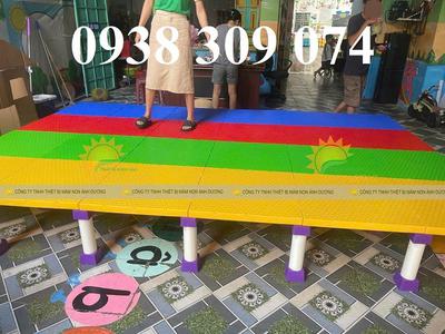 Bục sân khấu nhựa lắp ghép mầm non, sàn bục sân khấu cho mầm non bằng nhựa 0