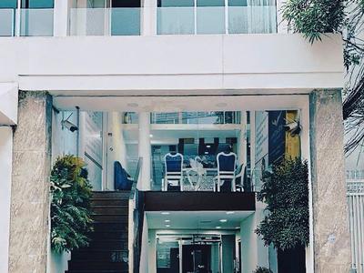 Nhà phố dòng tiền 2.000usd/tháng - gần chợ bến thành - 4 tầng, 62m2 chỉ 22 tỷ - đường thông, ôtô 0