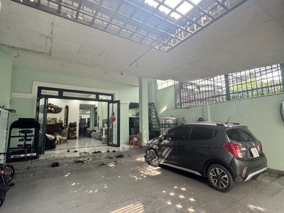 Bán biệt thự mini, dt 200m2,  đường số 11, linh trung, thủ đức, tp hcm,  sổ hồng riêng. giá 12,4 tỷ. 4