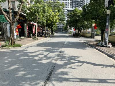 Bán 122,7m2 đất đấu giá Thượng Thanh, có nhà xưởng cho thuê 15tr/tháng, ô tô tải tránh, kinh doanh 5
