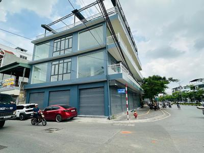 Cho thuê mặt bằng đẳng cấp mặt đường Hồ Sen - 200m2 - 4 tầng - ngang 20m - lô góc 0