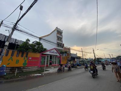Nhà mặt tiền tây lân gần chợ, phù hợp vừa ở vừa kinh doanh. 4