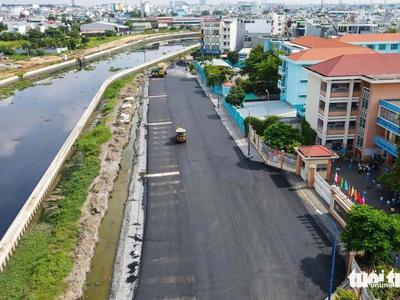 Nhà mặt tiền tây lân gần chợ, phù hợp vừa ở vừa kinh doanh. 0